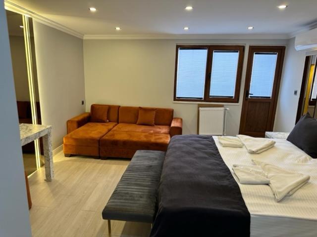 Well House Hotell Istanbul Exteriör bild