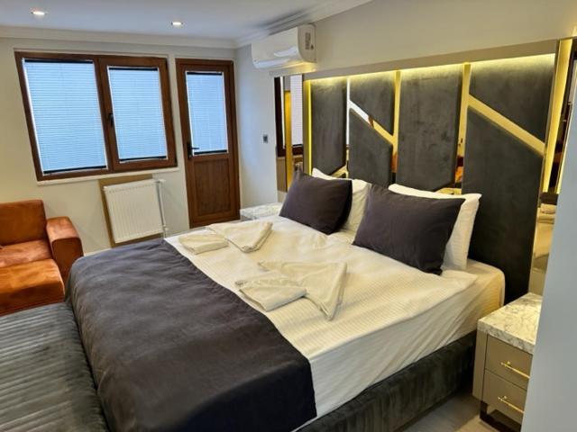 Well House Hotell Istanbul Exteriör bild